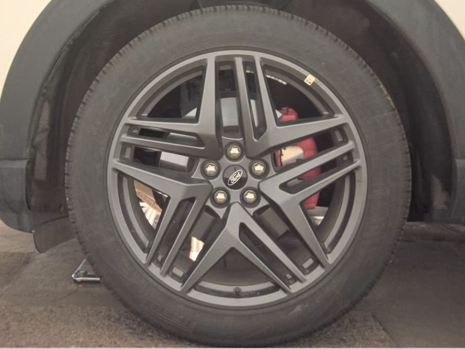 2025 Ford Explorer ST-Line AWD