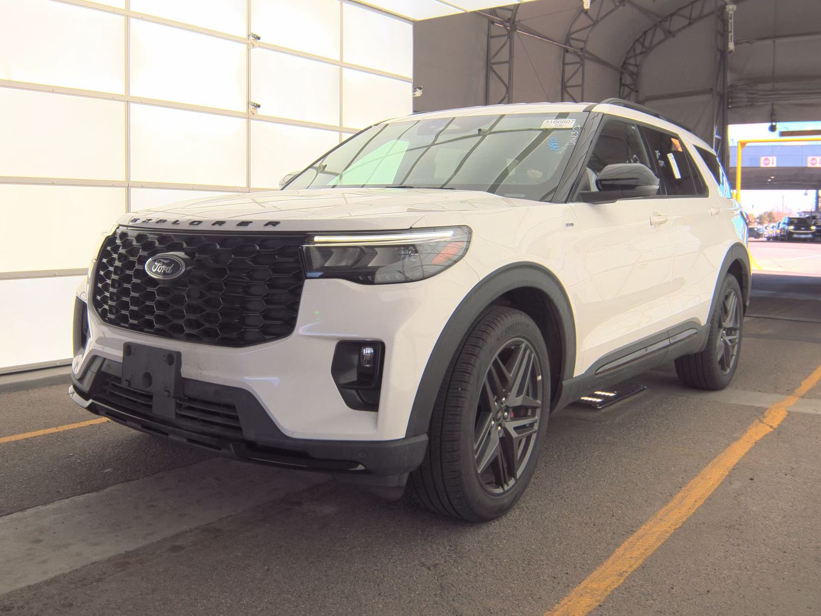 2025 Ford Explorer ST-Line AWD