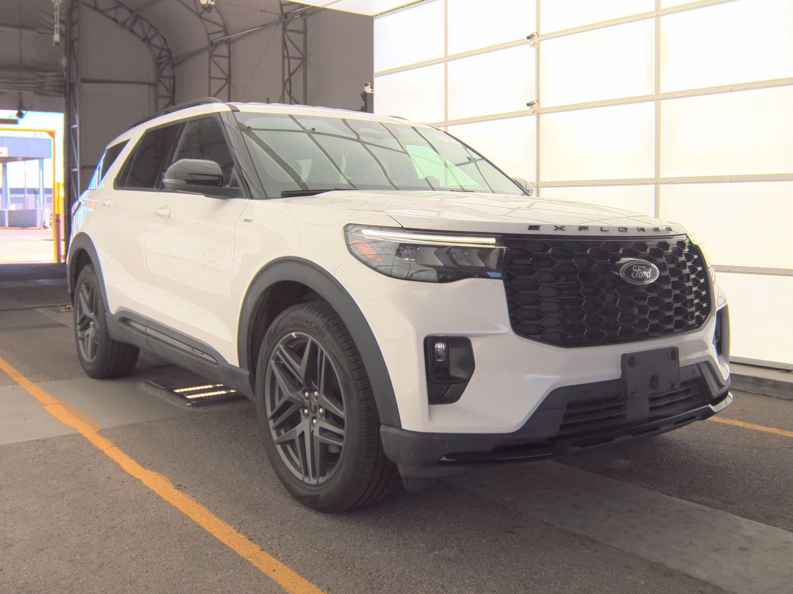 2025 Ford Explorer ST-Line AWD