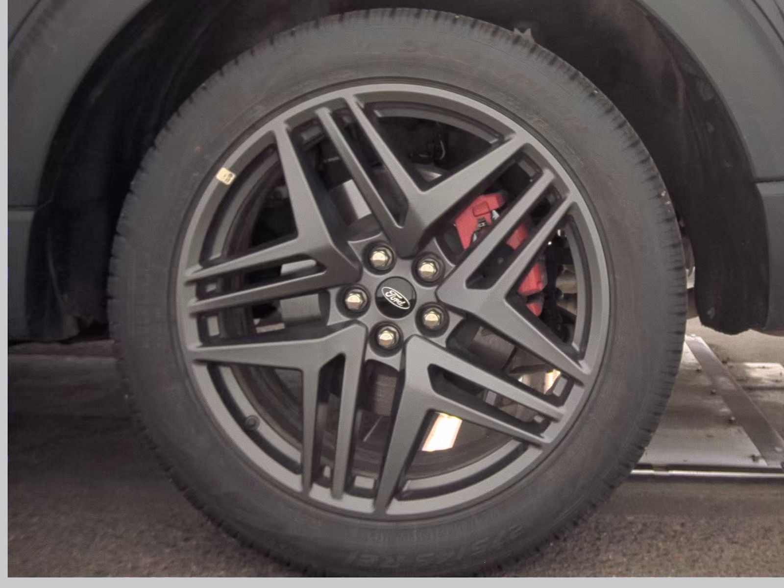 2025 Ford Explorer ST-Line AWD