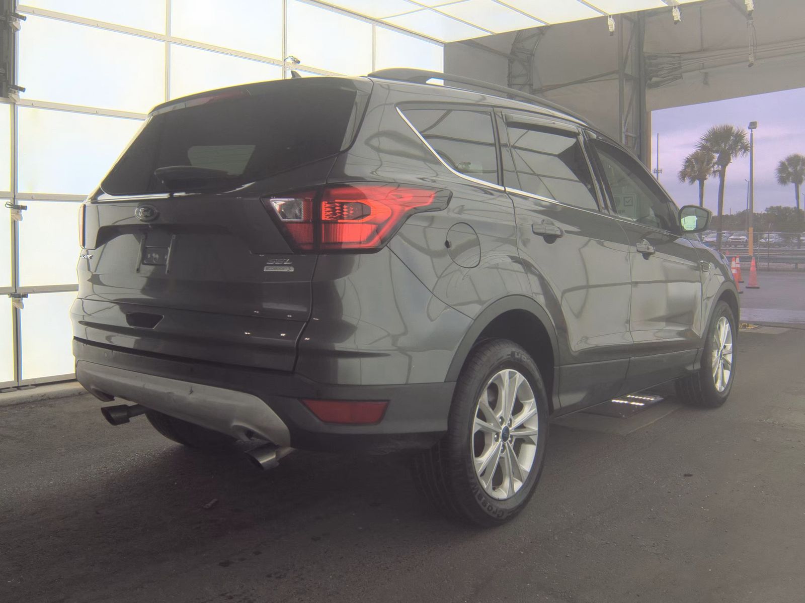 FORD ESCAPE - 6