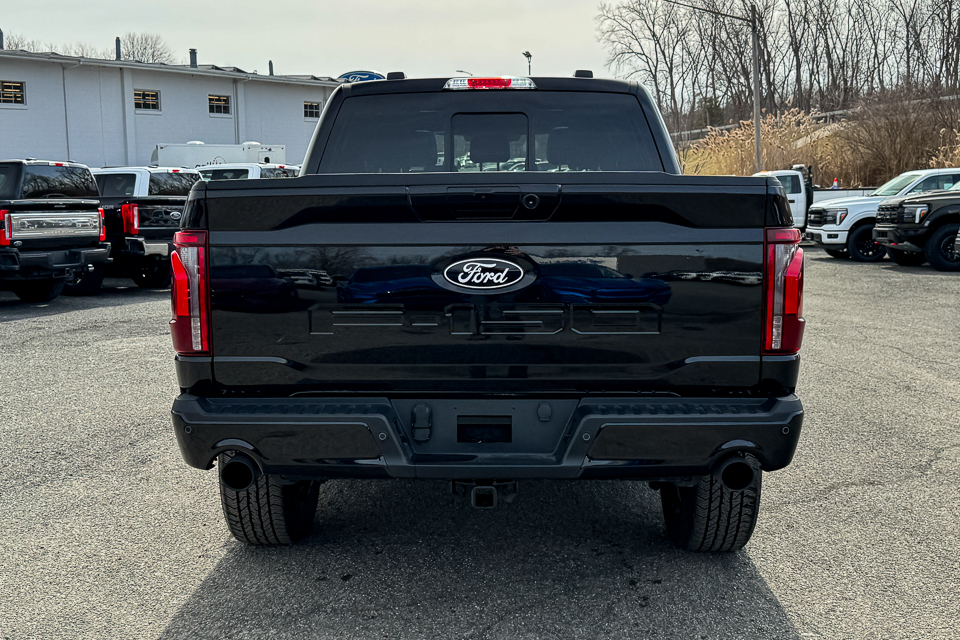 2025 Ford F-150 Lariat AWD