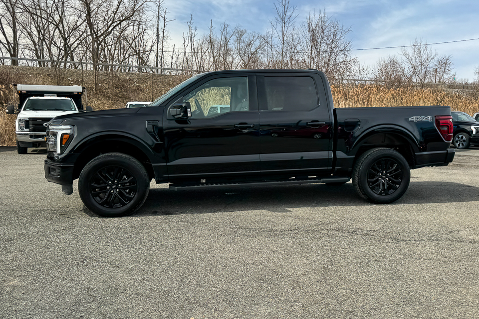 2025 Ford F-150 Lariat AWD