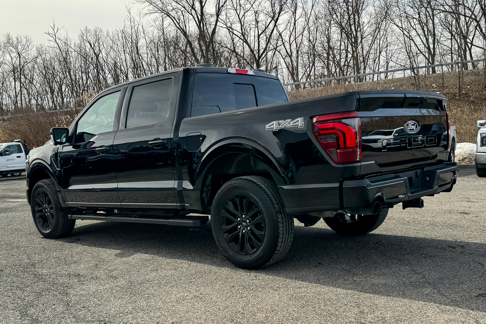 2025 Ford F-150 Lariat AWD
