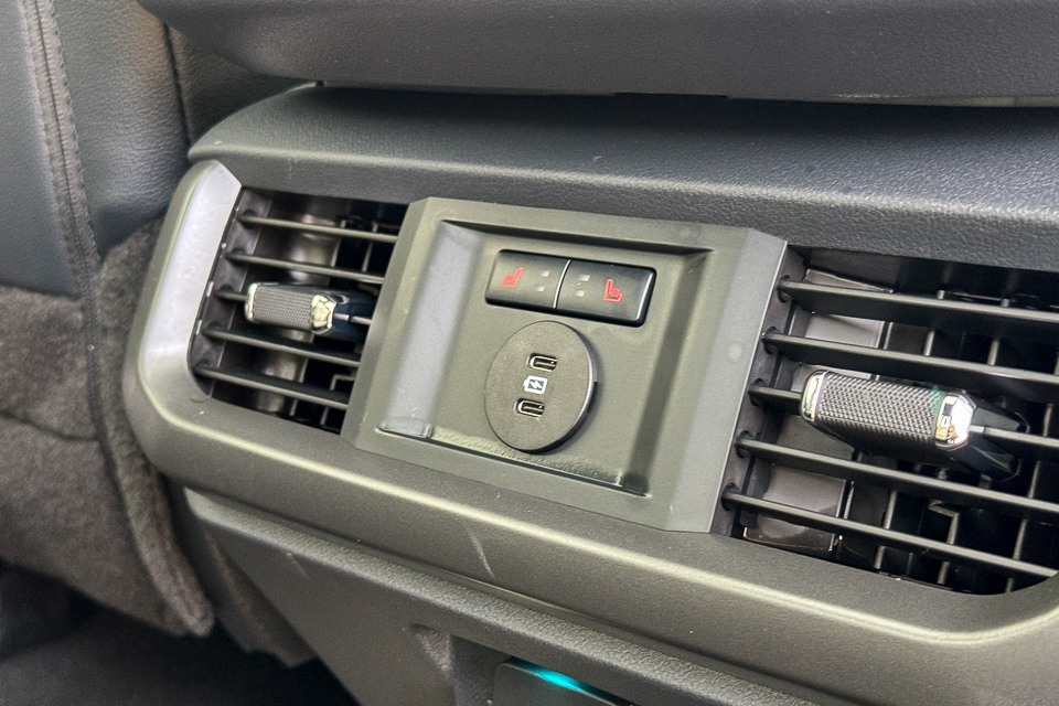 2025 Ford F-150 Lariat AWD