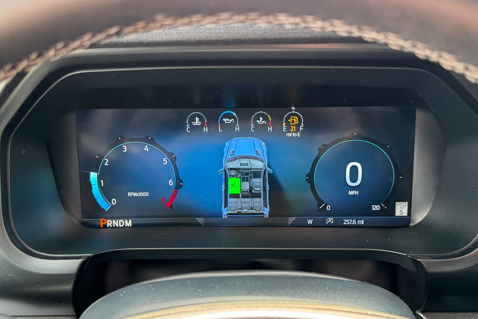 2025 Ford F-150 Lariat AWD