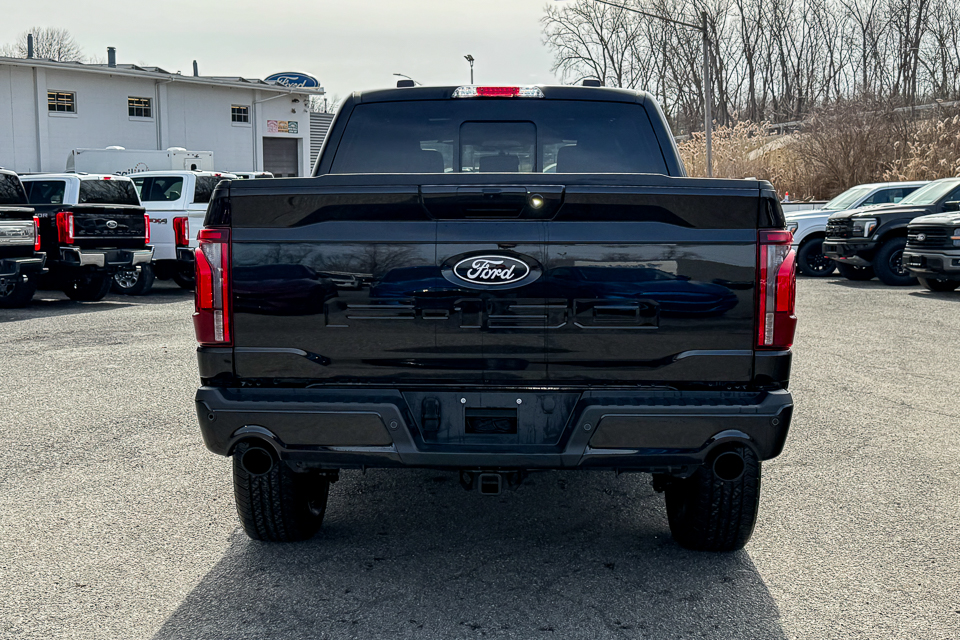 2025 Ford F-150 Lariat AWD