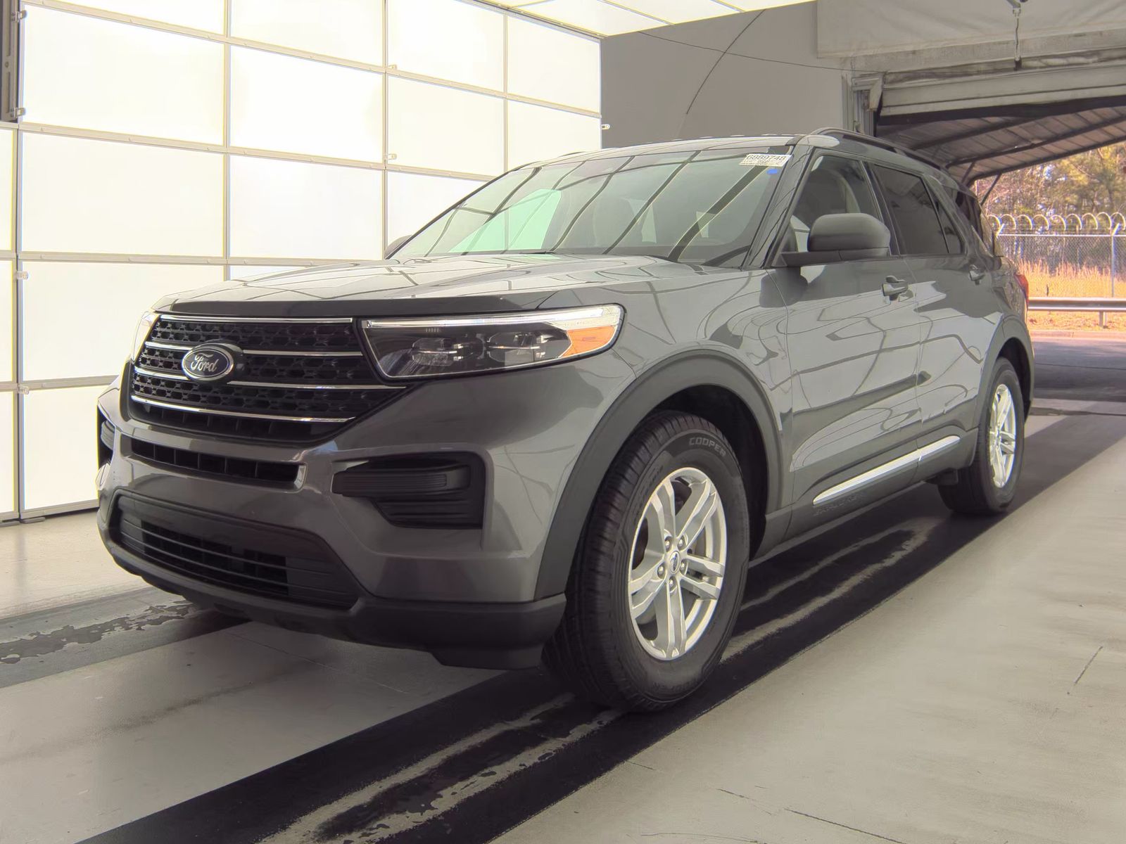 2022 Ford Explorer XLT RWD