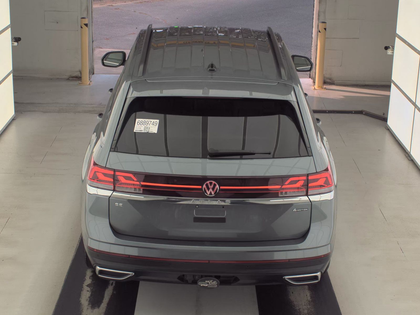 2024 Volkswagen Atlas 2.0T SE AWD