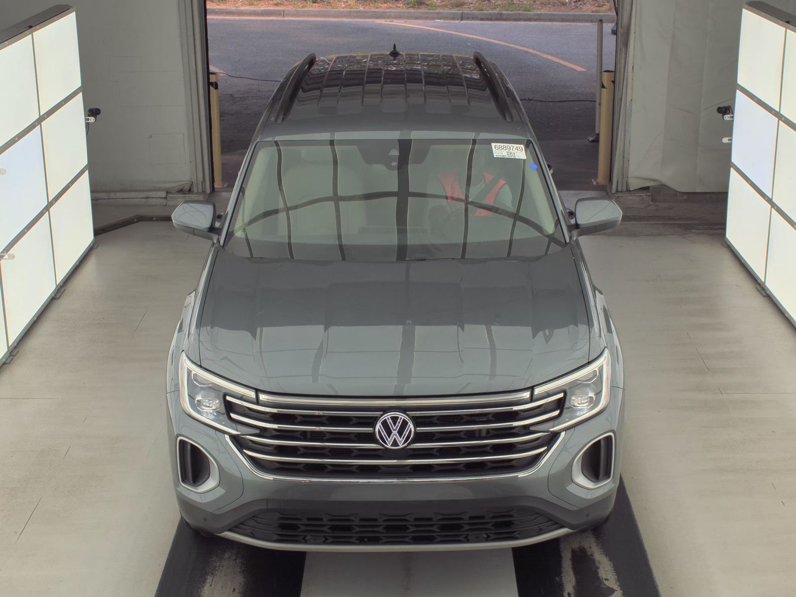 2024 Volkswagen Atlas 2.0T SE AWD