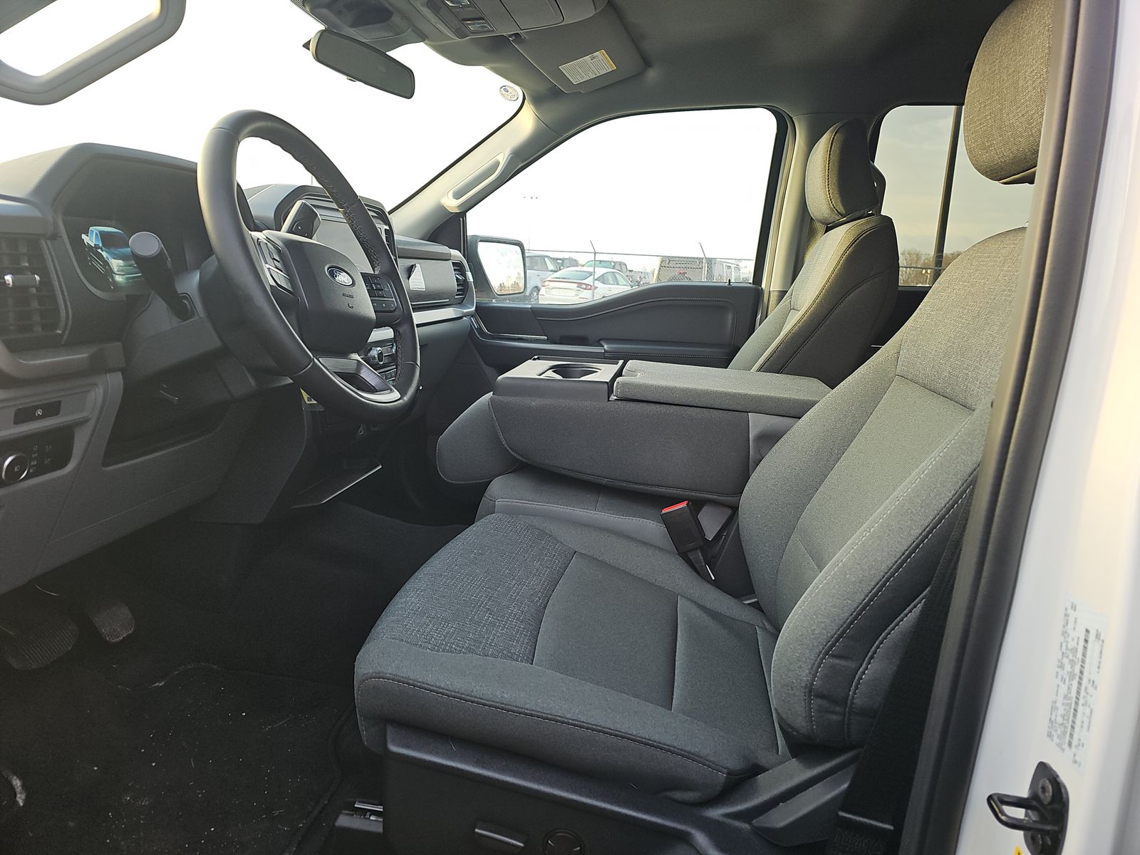 2025 Ford F-150 XLT AWD