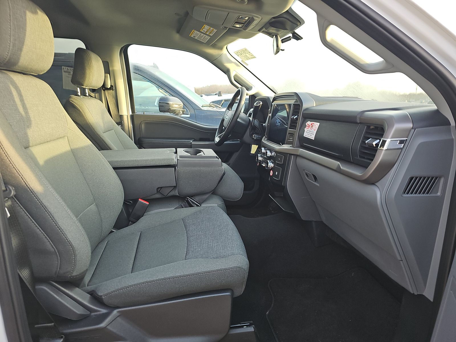 2025 Ford F-150 XLT AWD