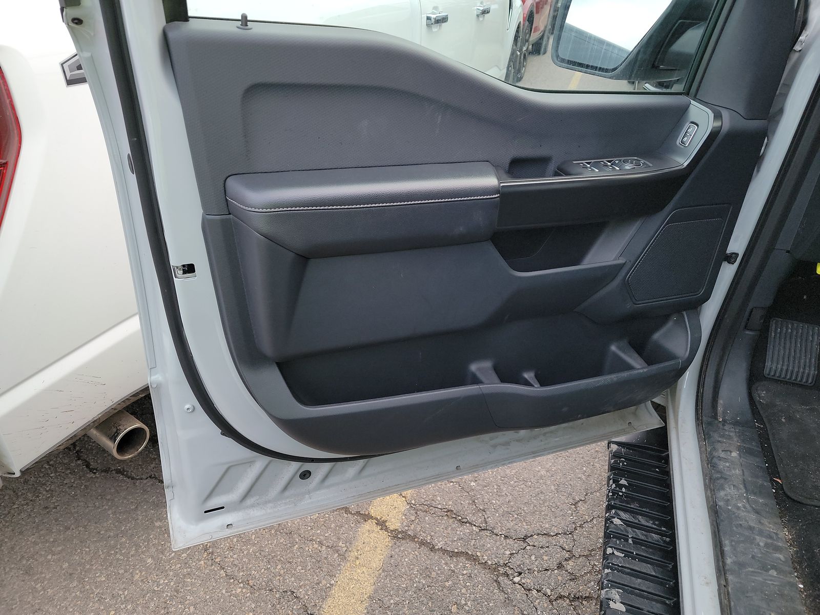 2023 Ford F-150 XL AWD