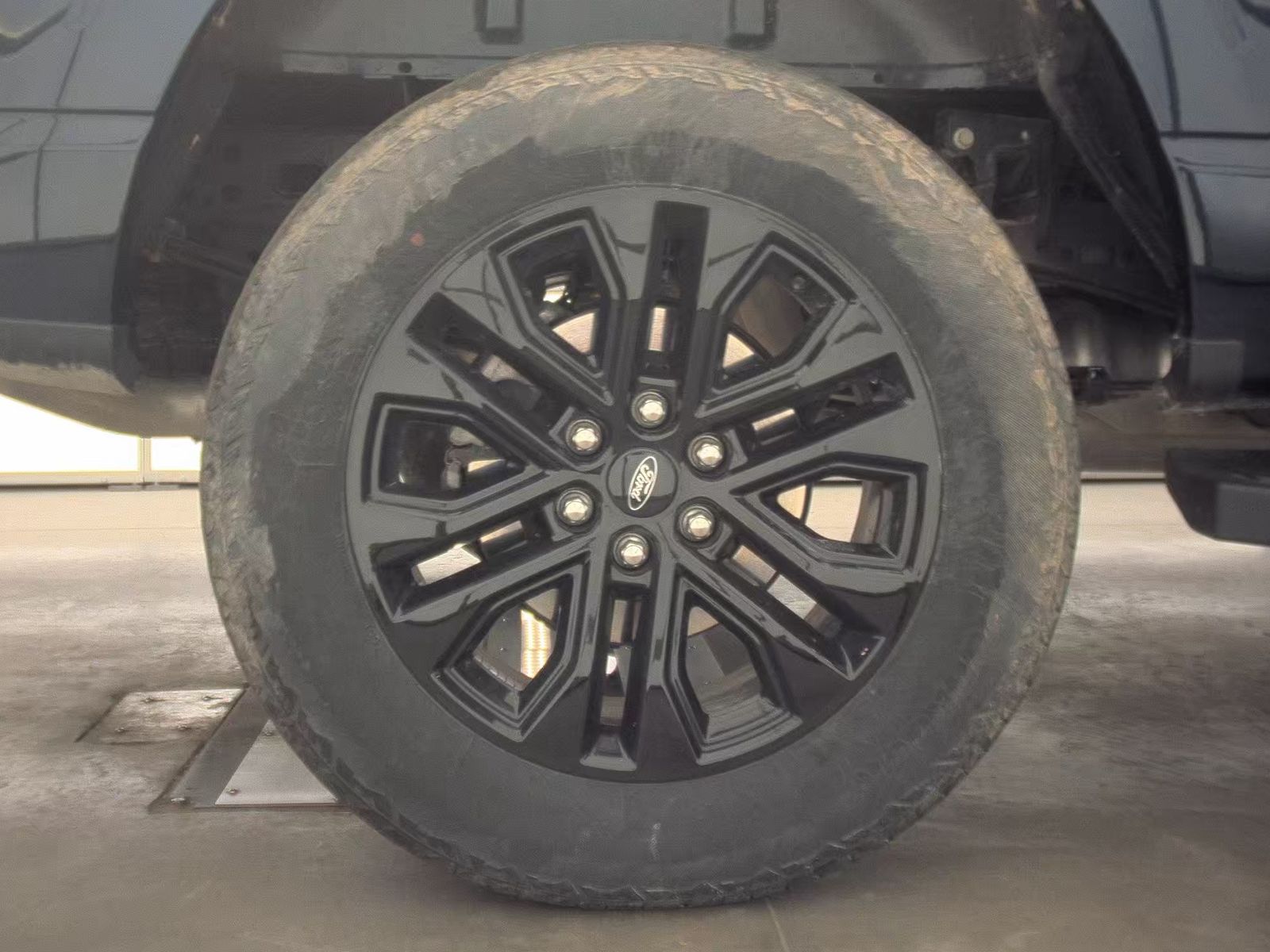 2025 Ford F-150 Hybrid Lariat AWD