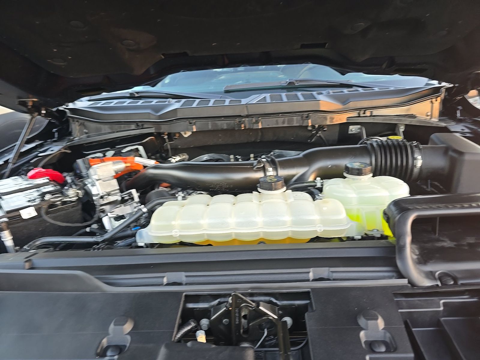 2025 Ford F-150 Hybrid XLT AWD