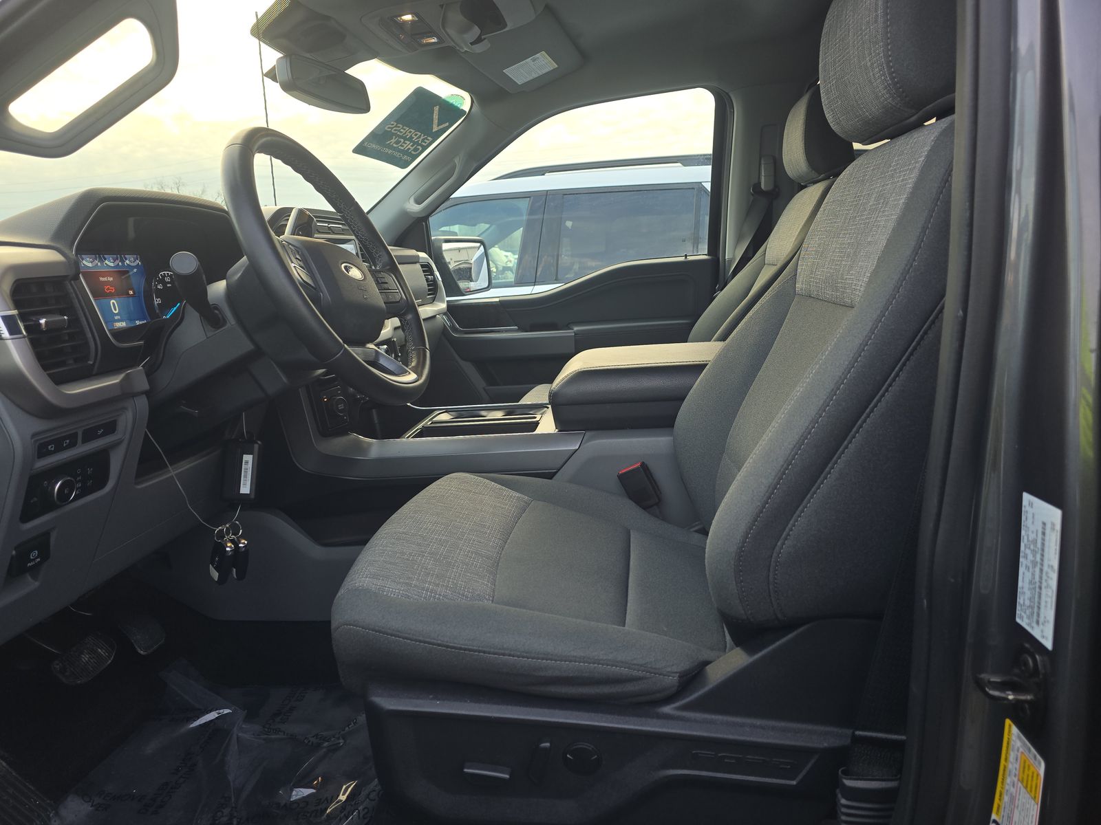 2023 Ford F-150 XLT AWD