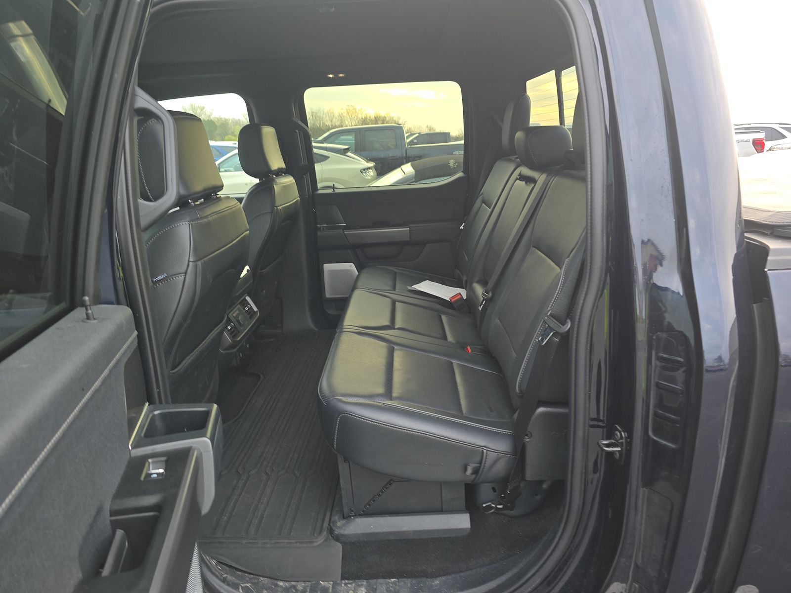 2025 Ford F-150 Hybrid Lariat AWD