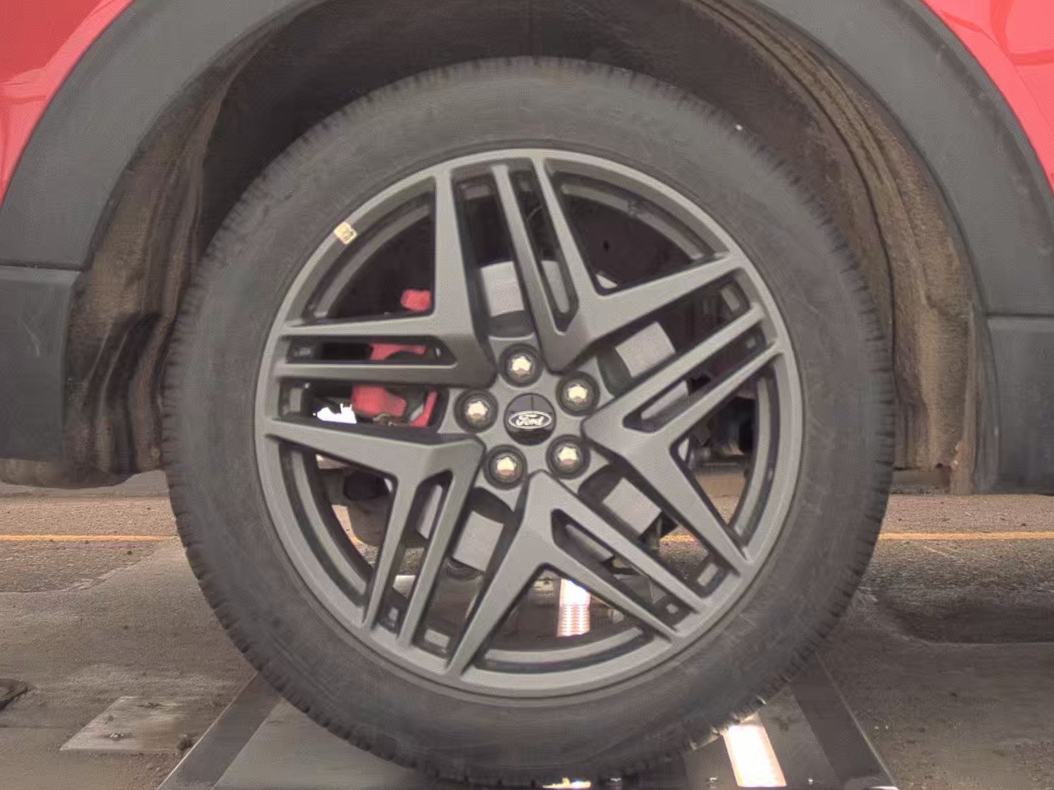 2025 Ford Explorer ST-Line AWD