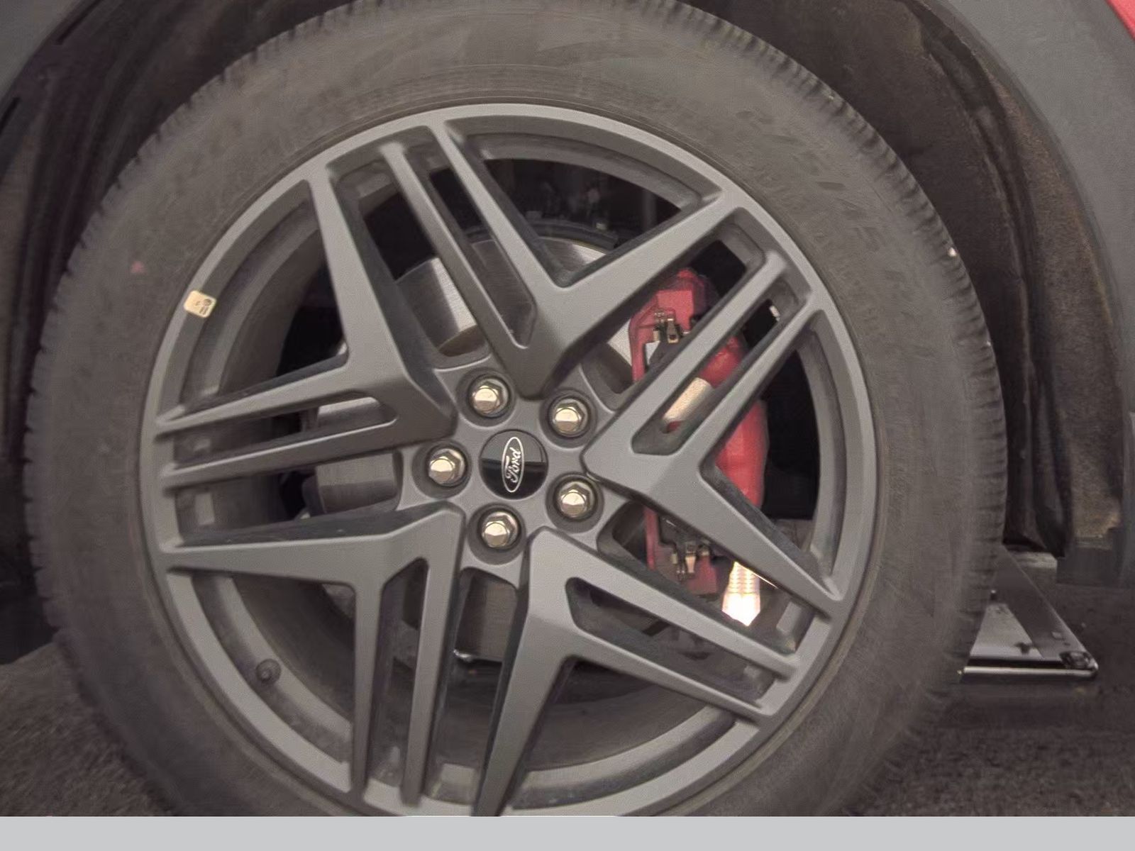 2025 Ford Explorer ST-Line AWD