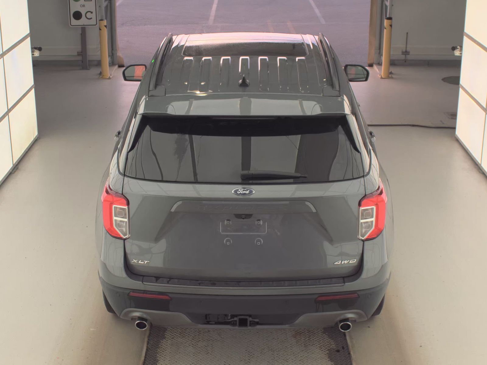 2022 Ford Explorer XLT AWD