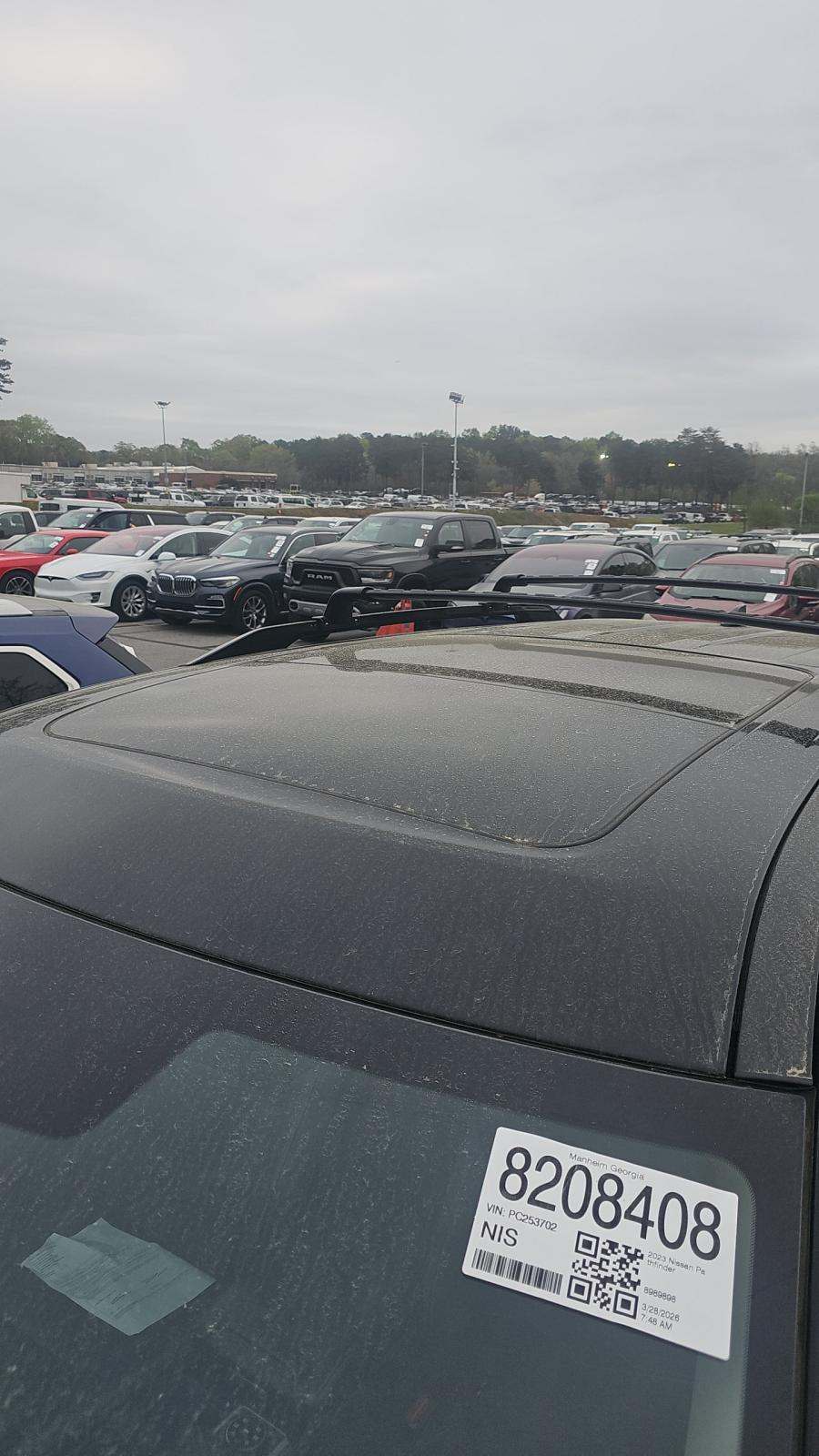 2023 Nissan Pathfinder Platinum AWD