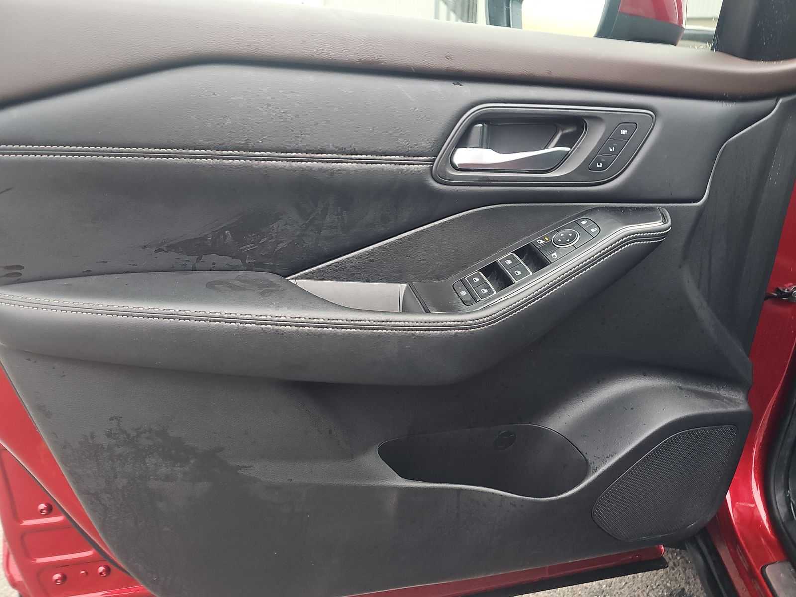 2023 Nissan Rogue SL FWD