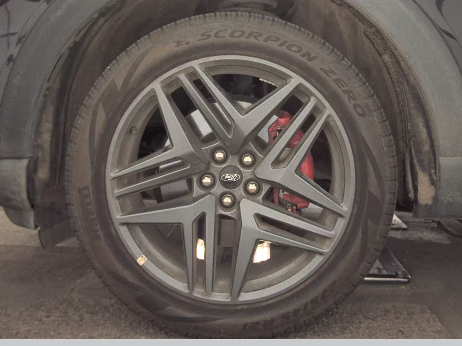 2025 Ford Explorer ST-Line AWD