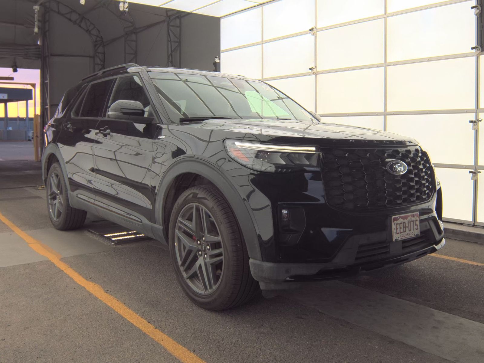 2025 Ford Explorer ST-Line AWD