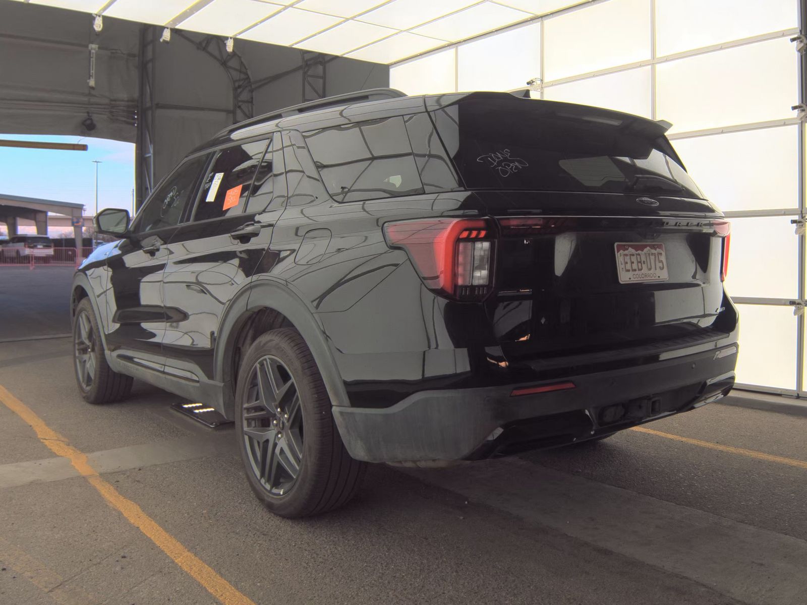 2025 Ford Explorer ST-Line AWD