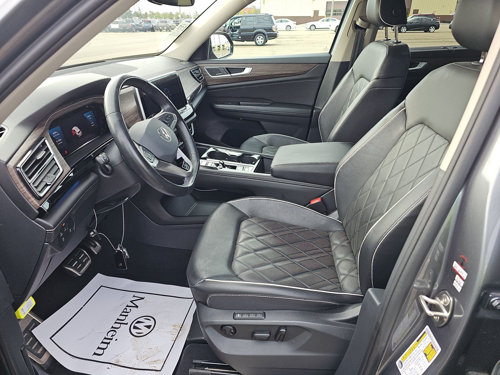 2024 Volkswagen Atlas 2.0T SEL Premium R-Line AWD