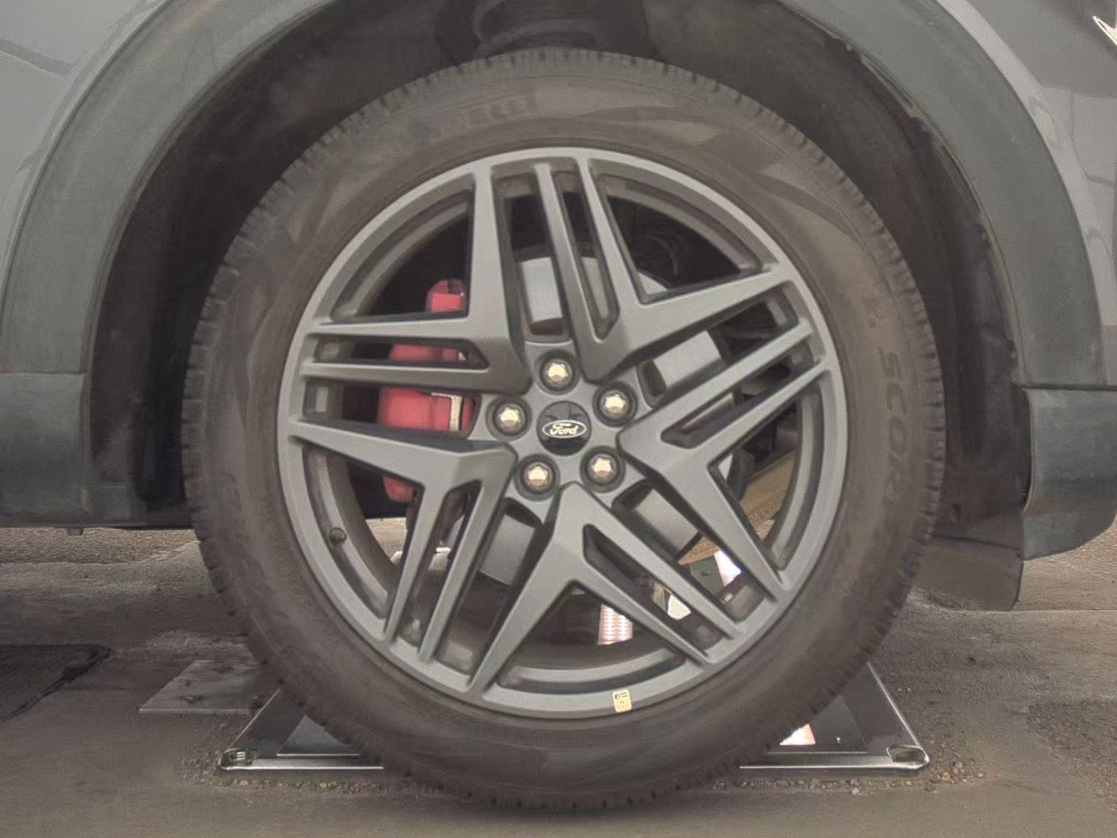 2025 Ford Explorer ST-Line AWD