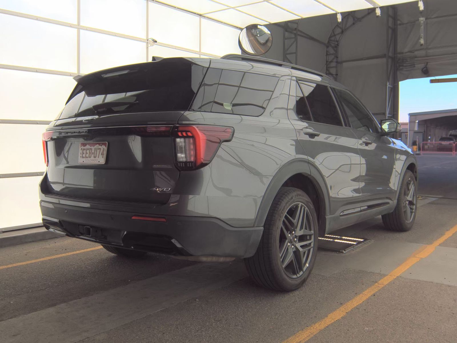 2025 Ford Explorer ST-Line AWD