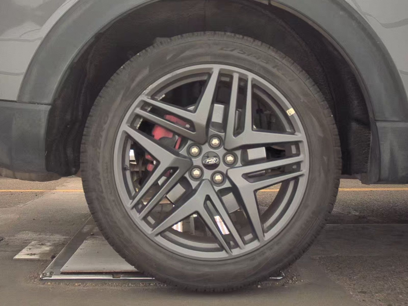 2025 Ford Explorer ST-Line AWD