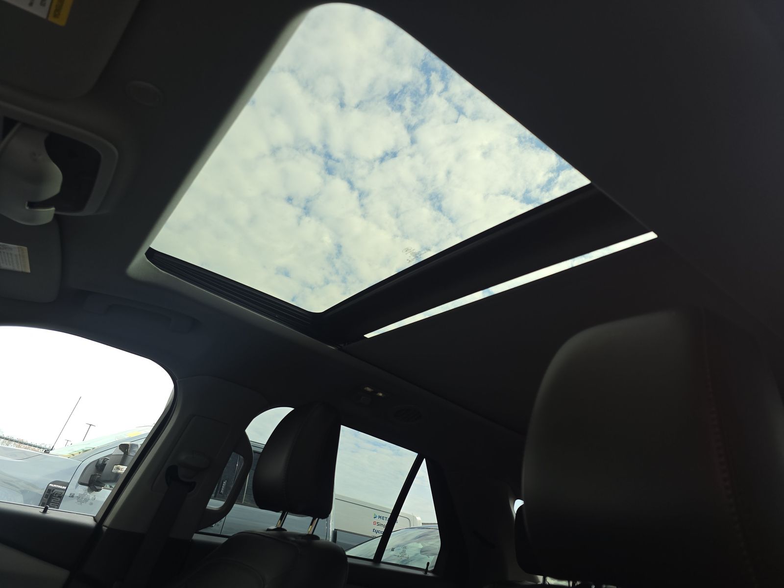 2022 Ford Explorer XLT AWD