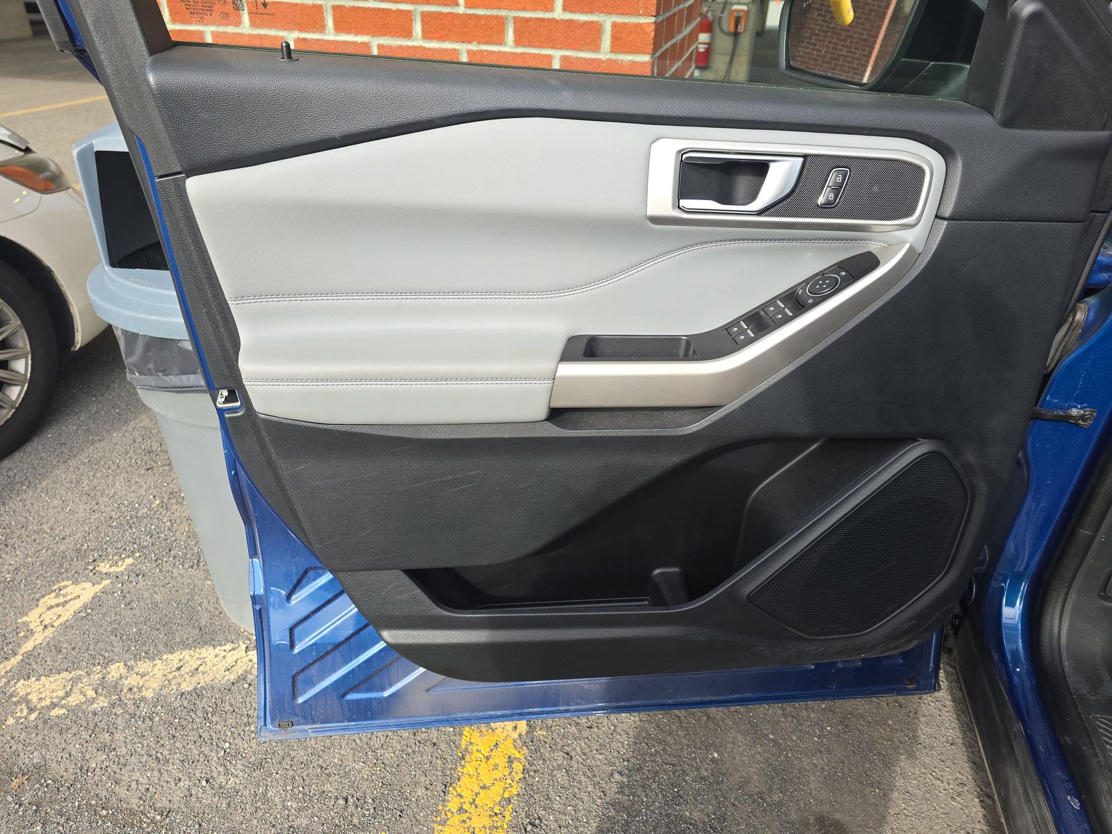 2022 Ford Explorer XLT AWD