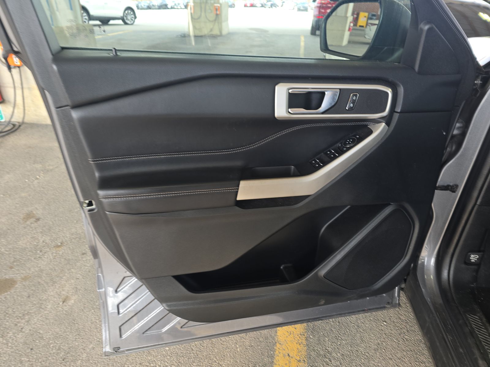 2022 Ford Explorer XLT AWD