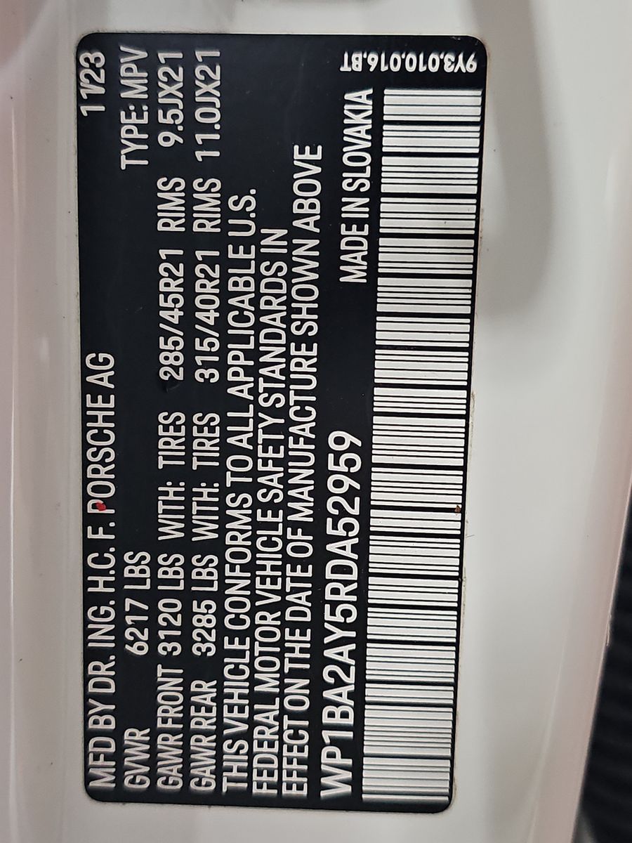 2024 Porsche Cayenne Base AWD