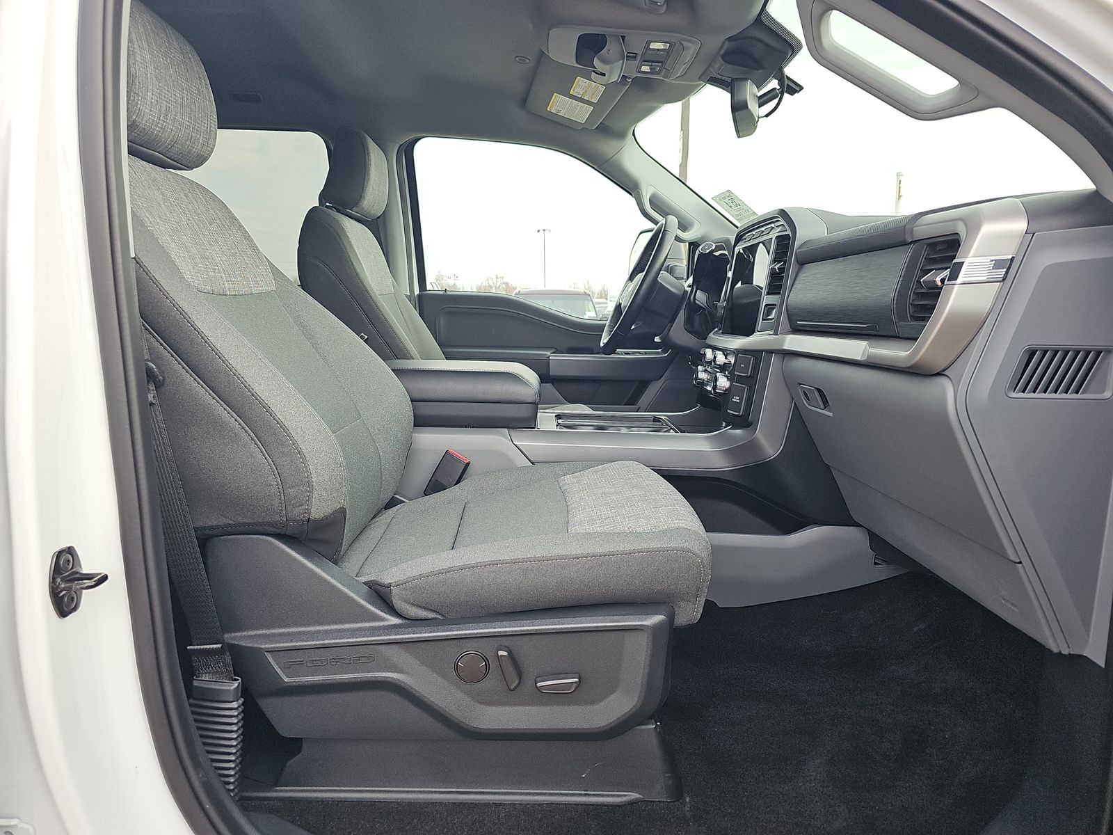 2022 Ford F-150 XLT AWD