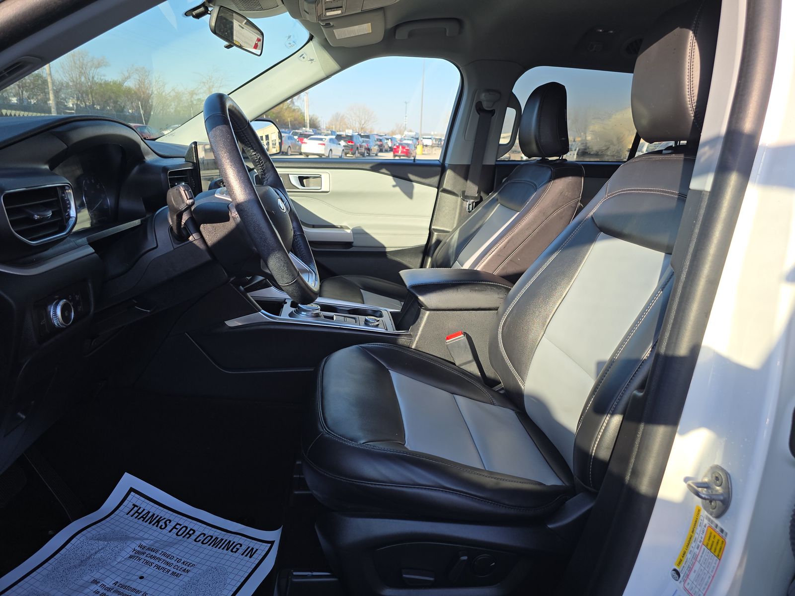 2023 Ford Explorer XLT AWD