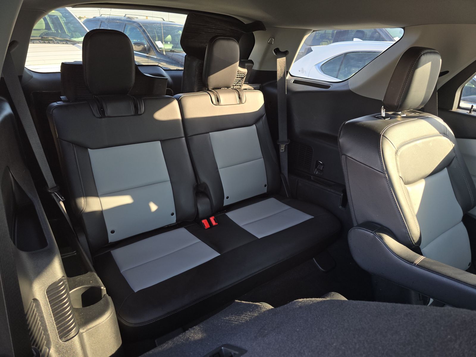 2023 Ford Explorer XLT AWD