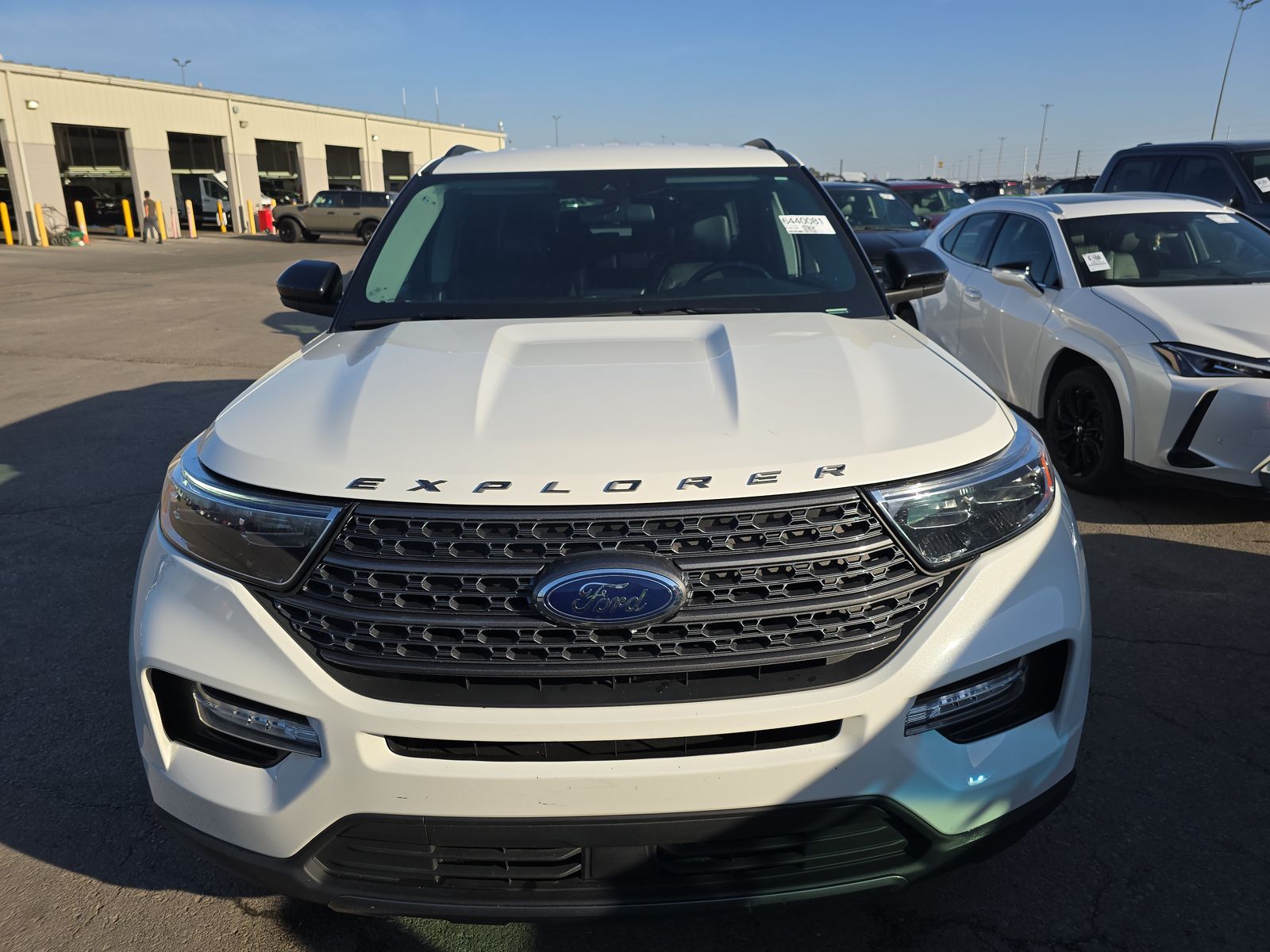 2023 Ford Explorer XLT AWD