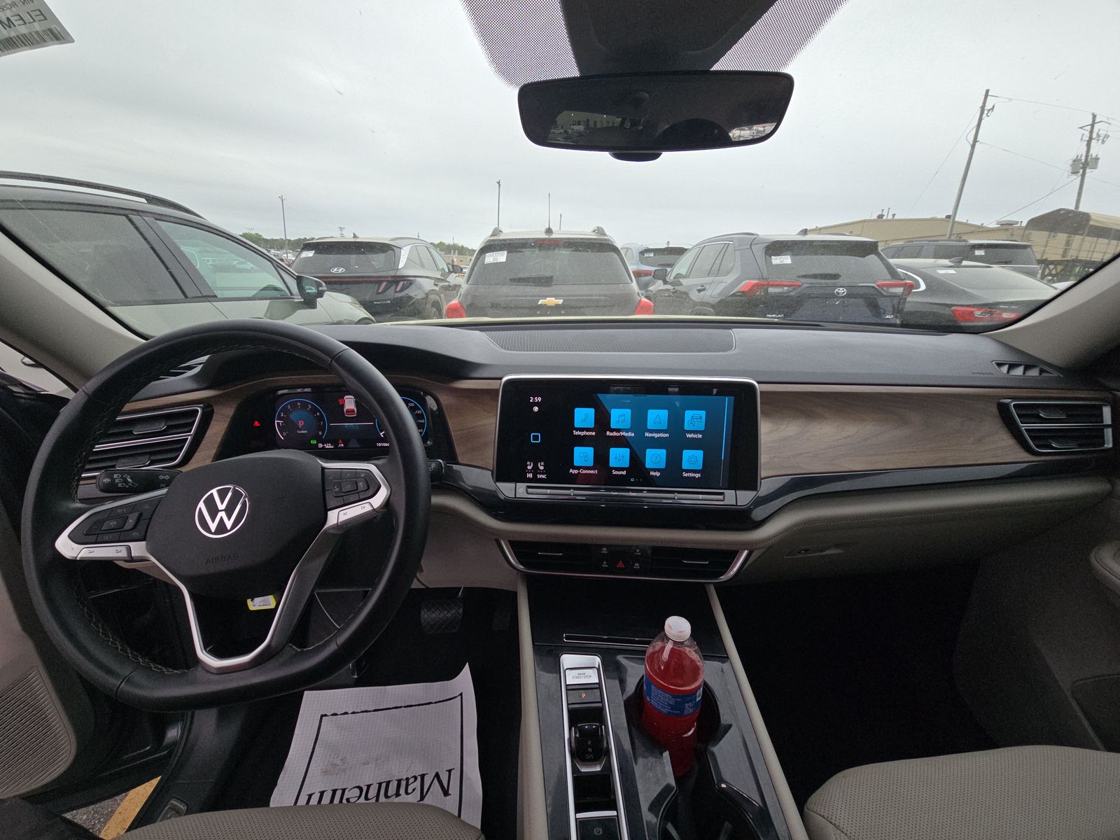 2024 Volkswagen Atlas 2.0T SE AWD