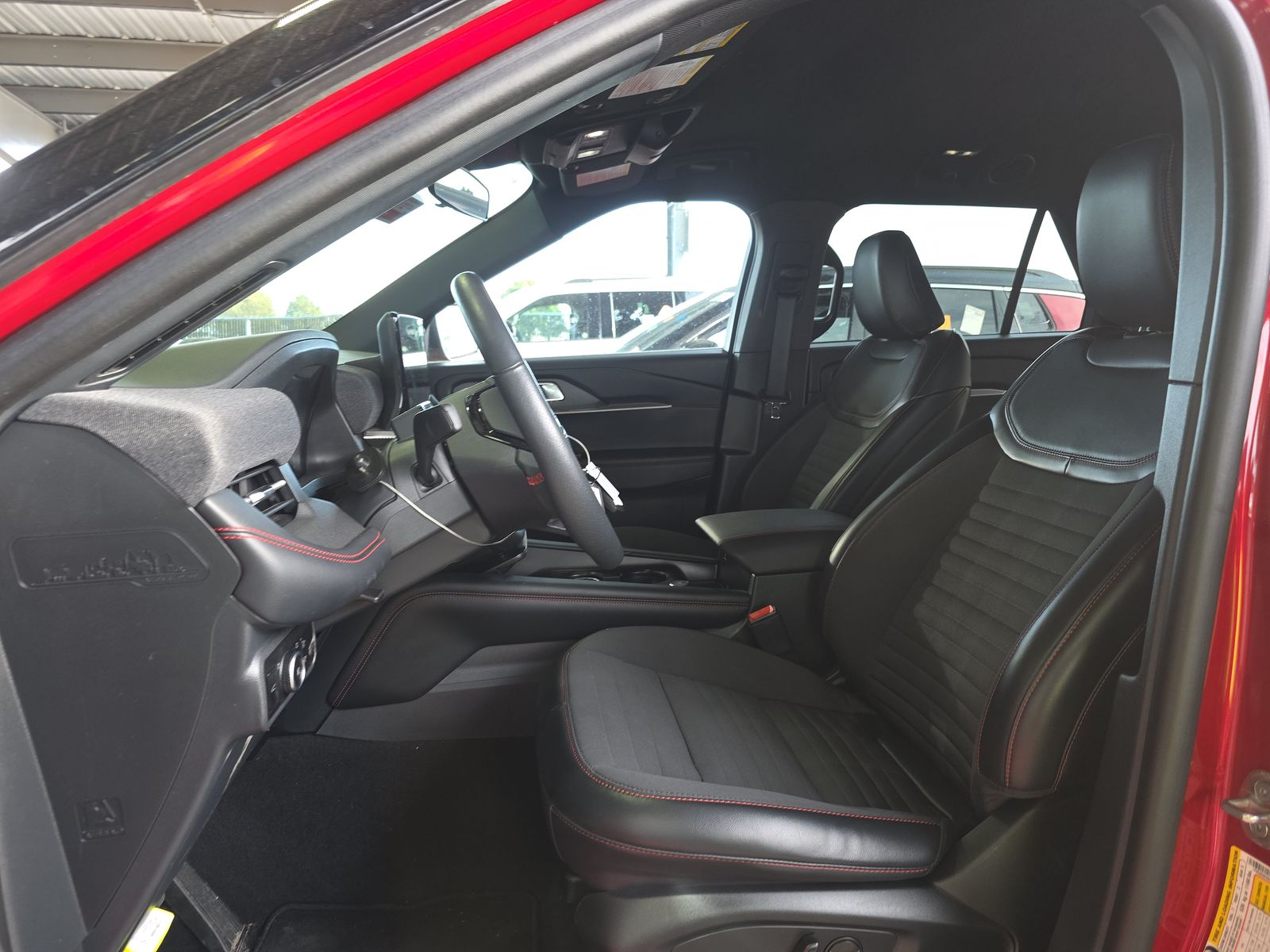 2025 Ford Explorer ST-Line AWD