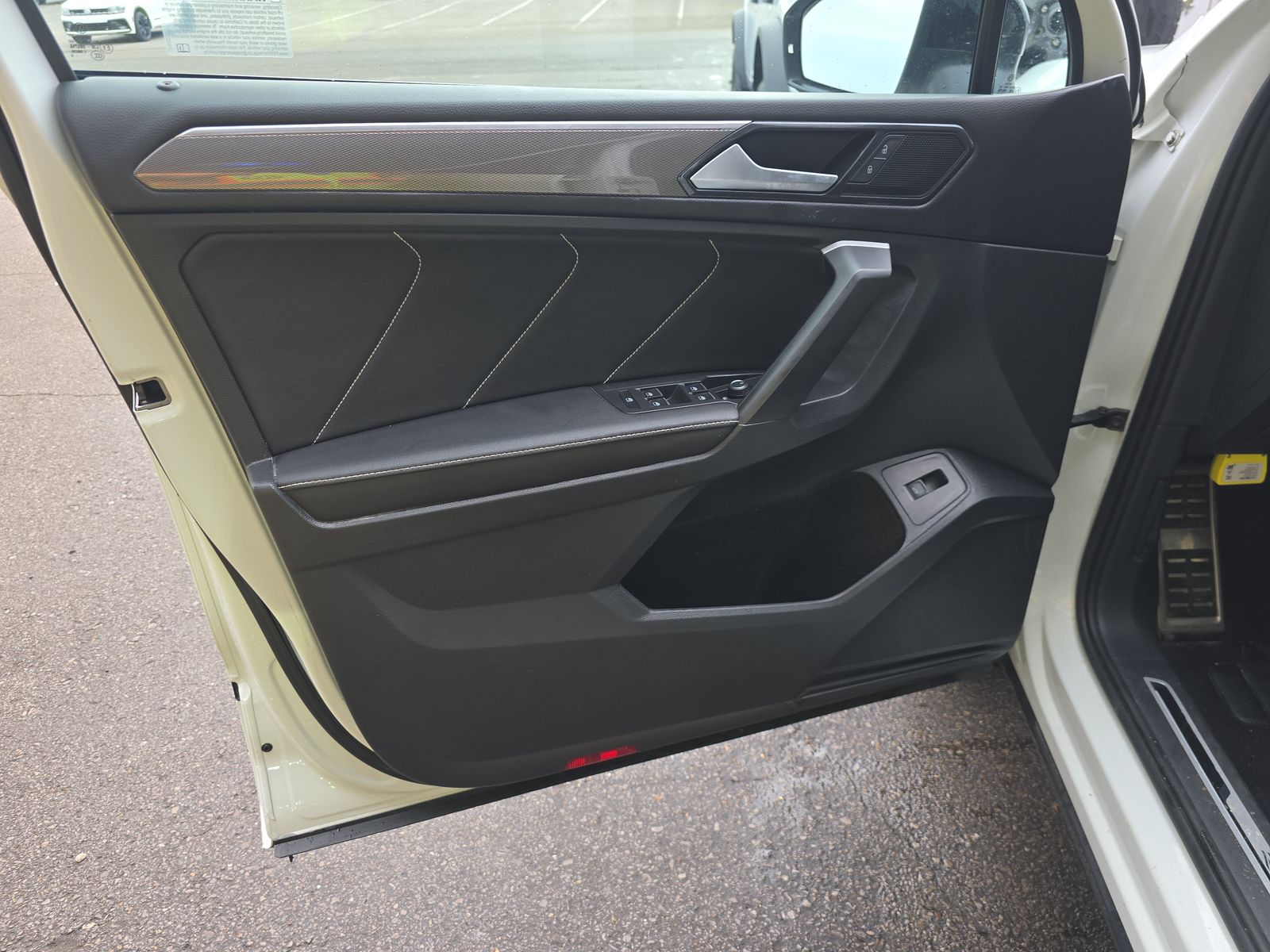 2024 Volkswagen Tiguan 2.0T SE R-Line Black AWD