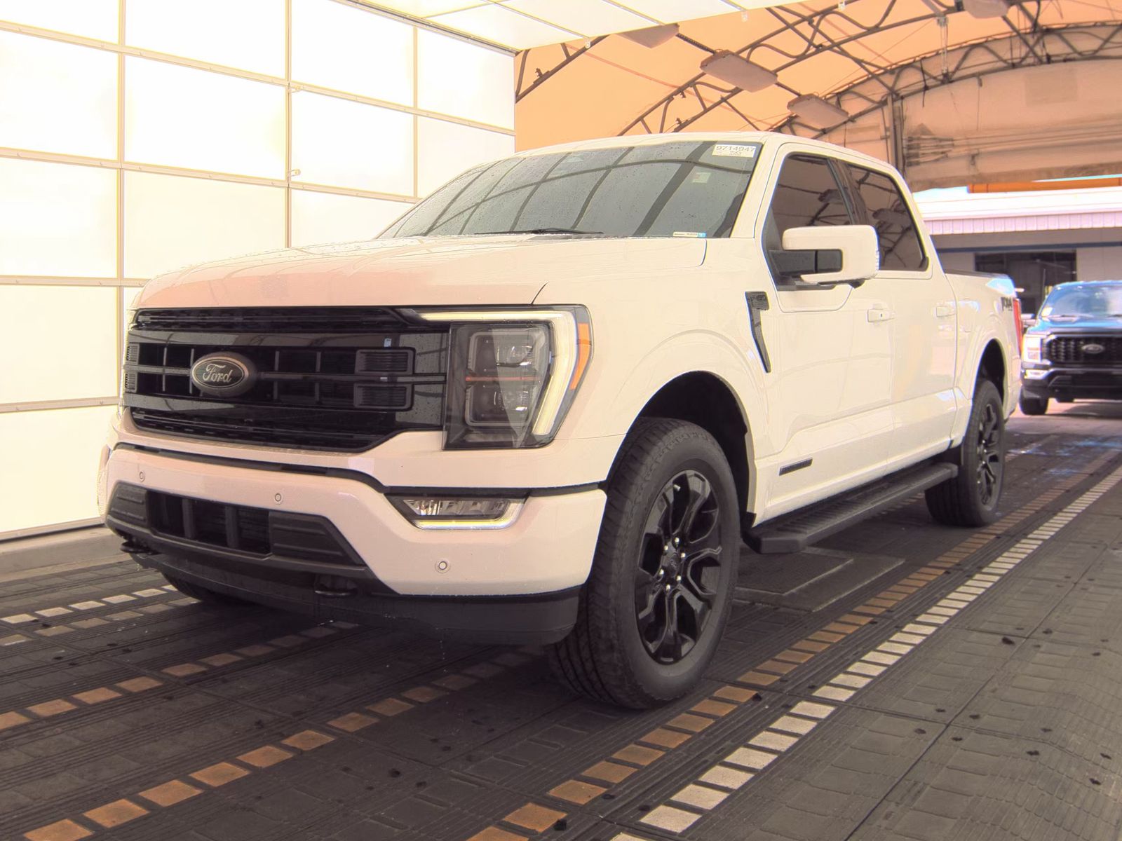 2023 Ford F-150 Hybrid Lariat AWD
