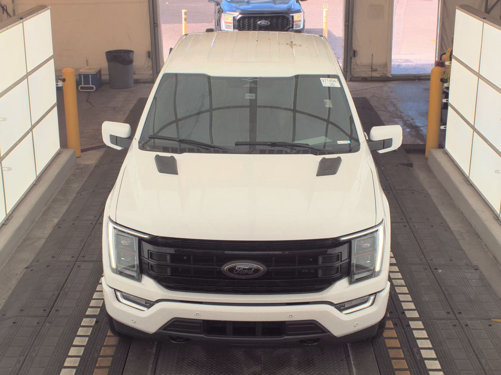 2023 Ford F-150 Hybrid Lariat AWD