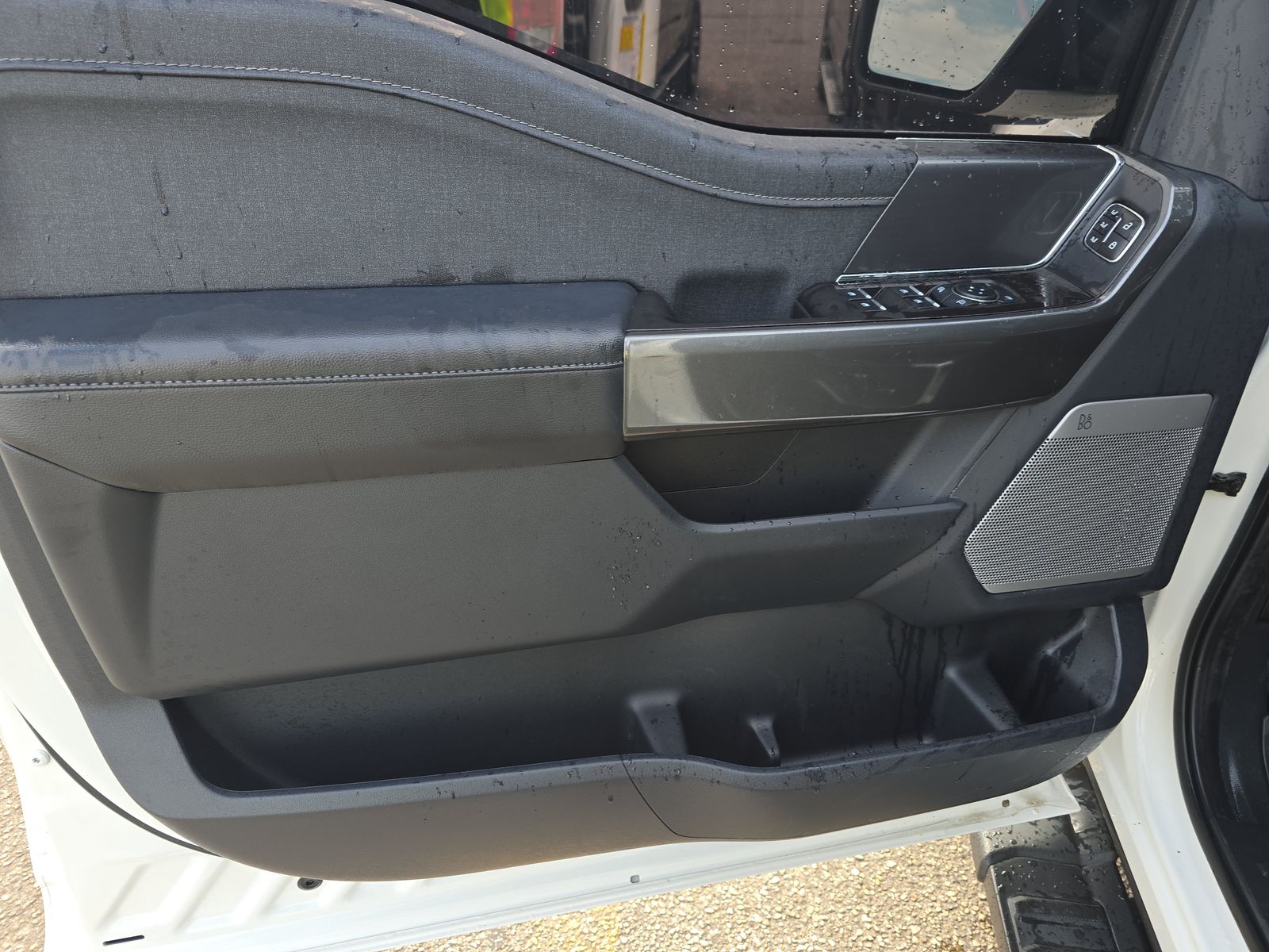 2023 Ford F-150 Hybrid Lariat AWD