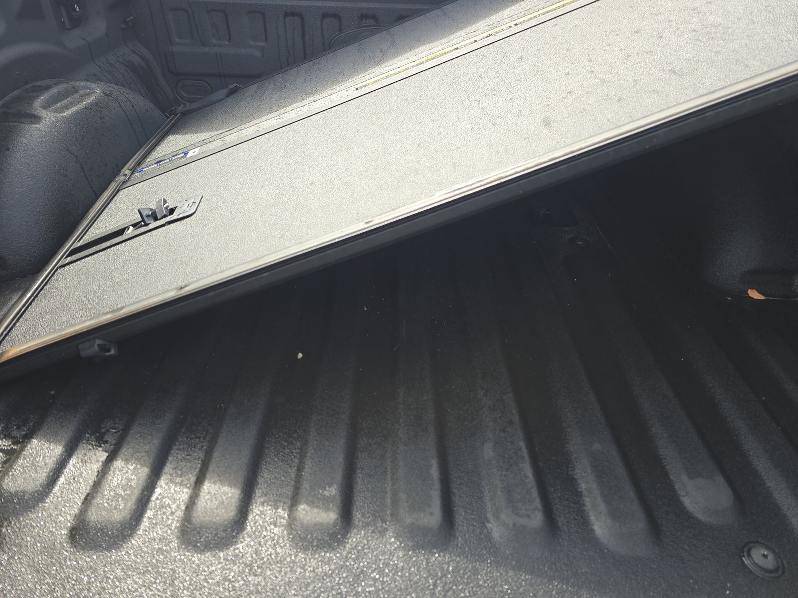 2023 Ford F-150 Hybrid Lariat AWD