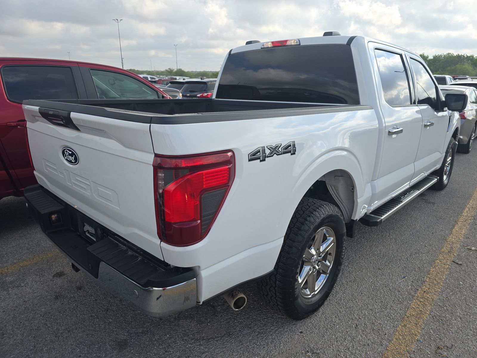 2024 Ford F-150 XLT AWD