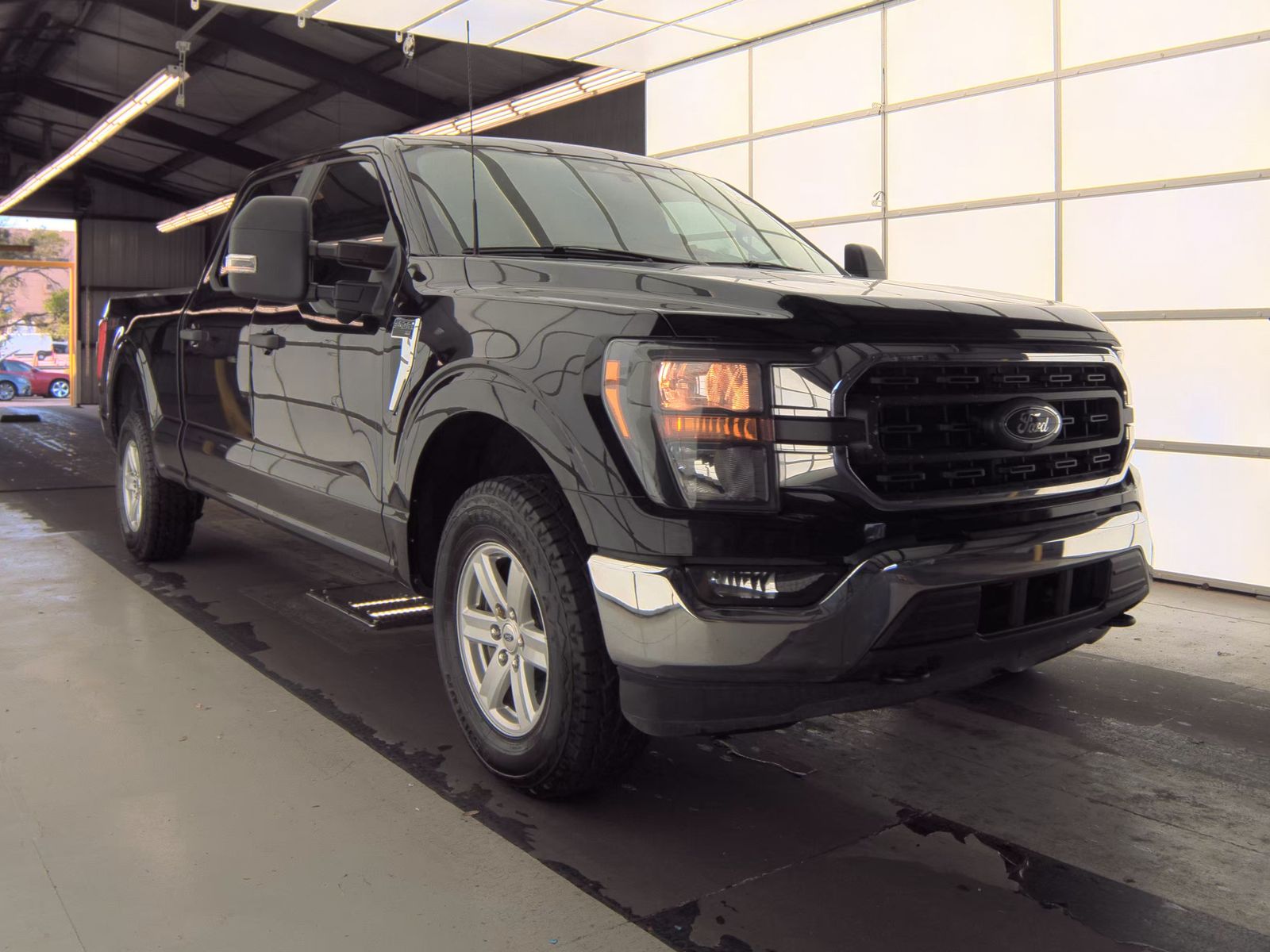 2023 Ford F-150 XLT AWD